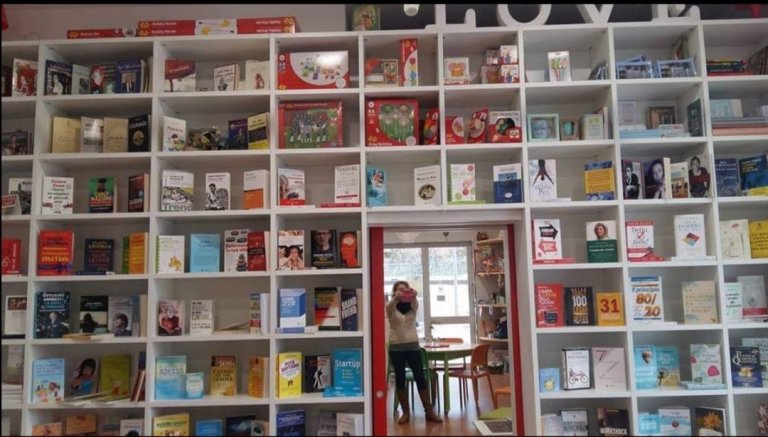 Fotografa la tua libreria preferita! 86
